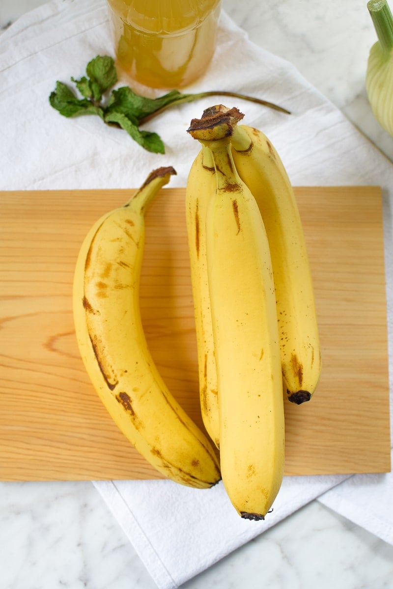A picture of bananas.