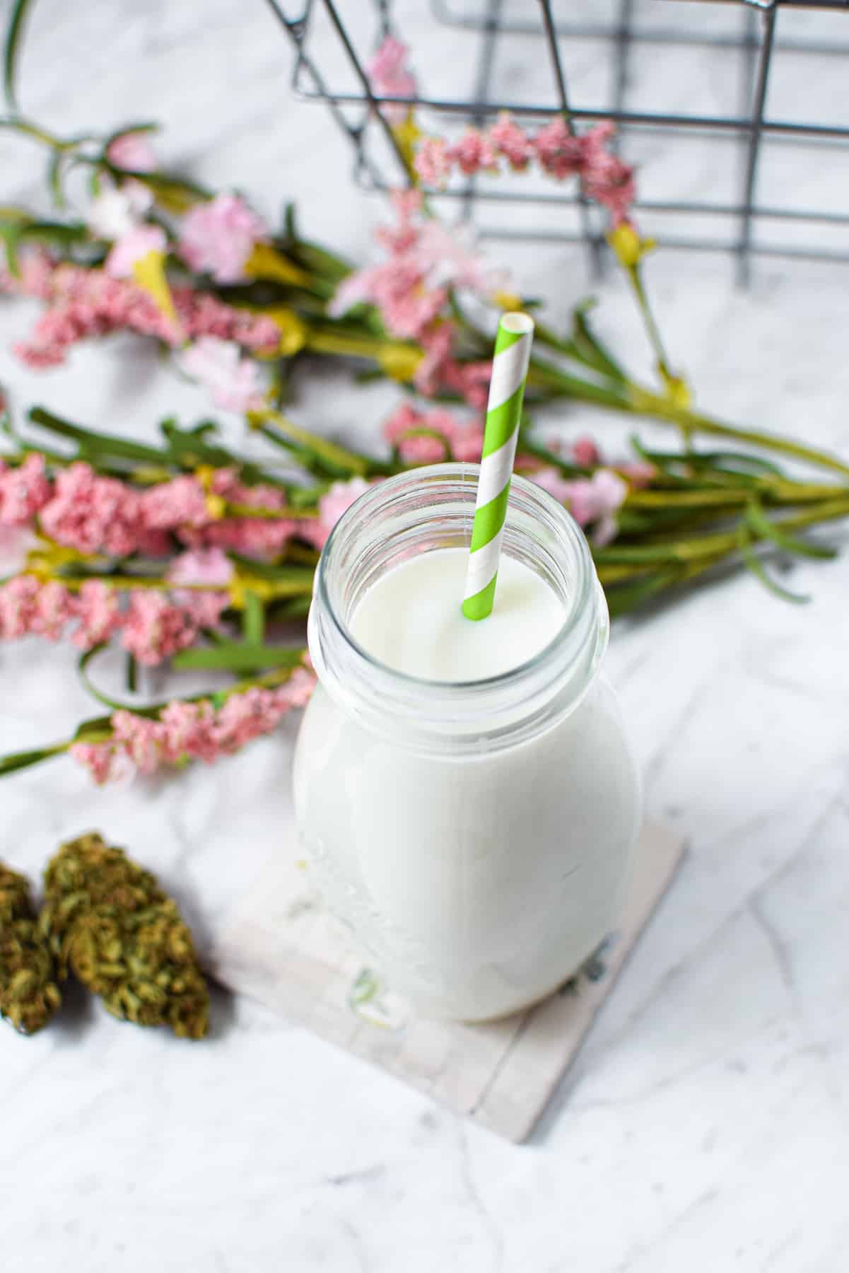 🥛🍯How to Make Homemade Cannabis Infused Almond Milk