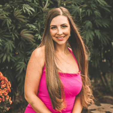 A picture of the cannabis dietitian Emily Kyle.