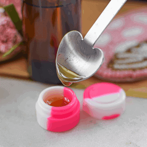A picture of mushroom concentrate.